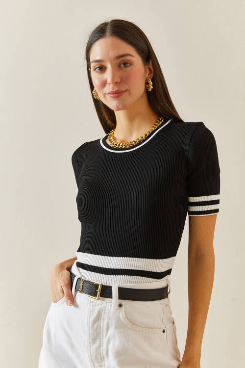Siyah Kısa Kollu Triko Bluz 5YXK2-48343-02 - 4