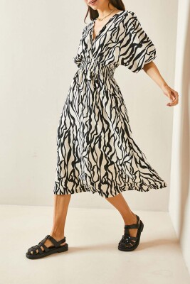 Siyah Kruvaze Yaka Zebra Desenli Dokulu Midi Elbise 5YXK6-48454-02 