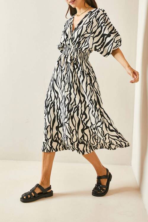Siyah Kruvaze Yaka Zebra Desenli Dokulu Midi Elbise 5YXK6-48454-02 - 1
