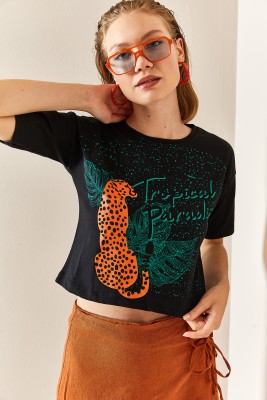 XHAN - Siyah Leopar Desenli Crop T-Shirt 3YXK1-47319-02