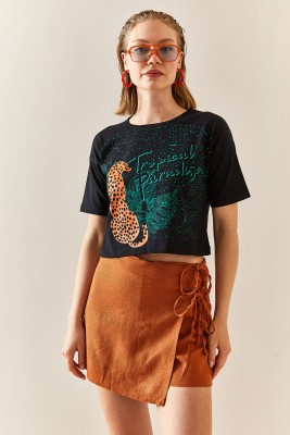 Siyah Leopar Desenli Crop Tişört 3YXK1-47319-02 - 2