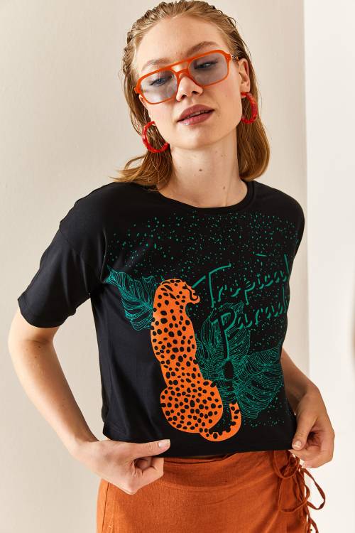 Siyah Leopar Desenli Crop Tişört 3YXK1-47319-02 - 4