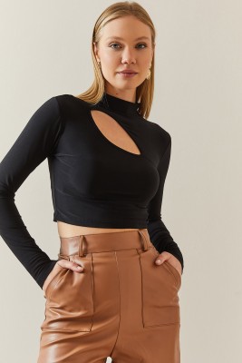 Siyah Pencere Detaylı Yarım Balıkçı Crop Bluz 4KXK2-47804-02 - 5
