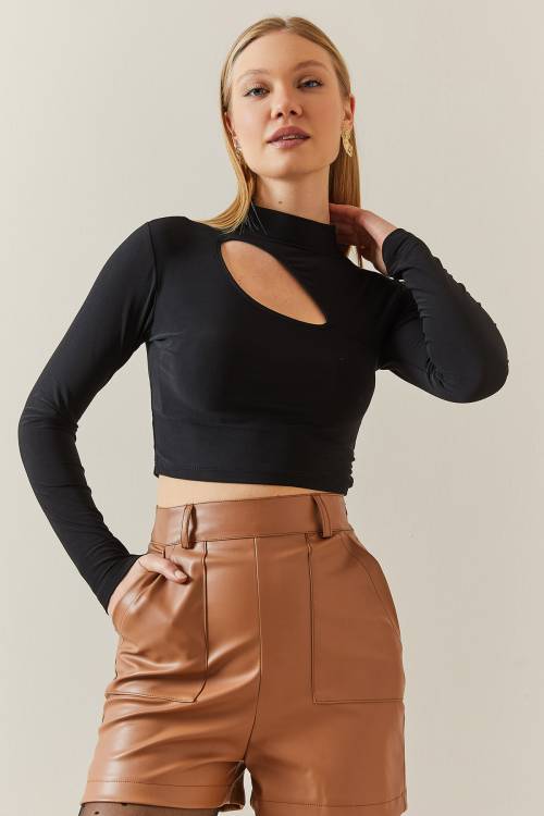 Siyah Pencere Detaylı Yarım Balıkçı Crop Bluz 4KXK2-47804-02 - 6
