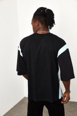 Siyah Şerit Detaylı Oversize Tişört 1YXE1-44941-02 - 8