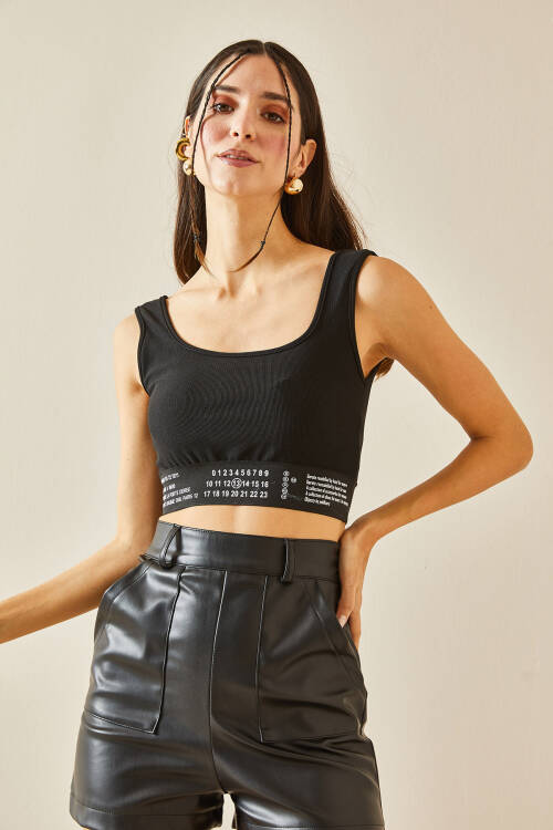Siyah U Yaka Lastikli Crop Bluz 5YXK2-48381-02 - 5