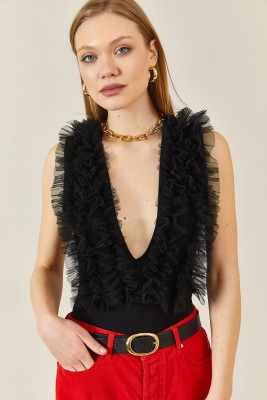 Siyah V Yaka Tütü Detaylı Çıtçıtlı Bluz 3YXK2-46878-02 