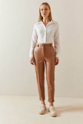 XHAN - Taba Paçası Yırtmaçlı Deri Görünümlü Pantolon 4KXK5-47844-30